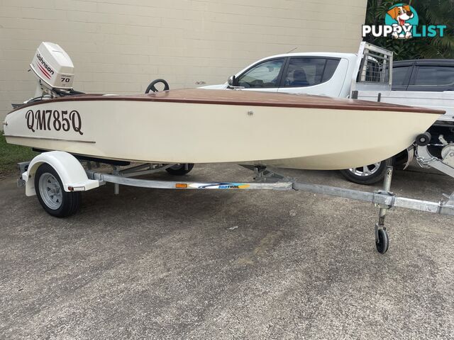 2006 Mucho Gusto Ski Boat