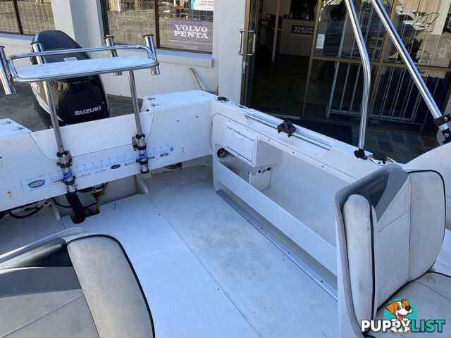 2007 Haines Signature 542f cuddy cabin powered by df140hp Suzuki outboard
