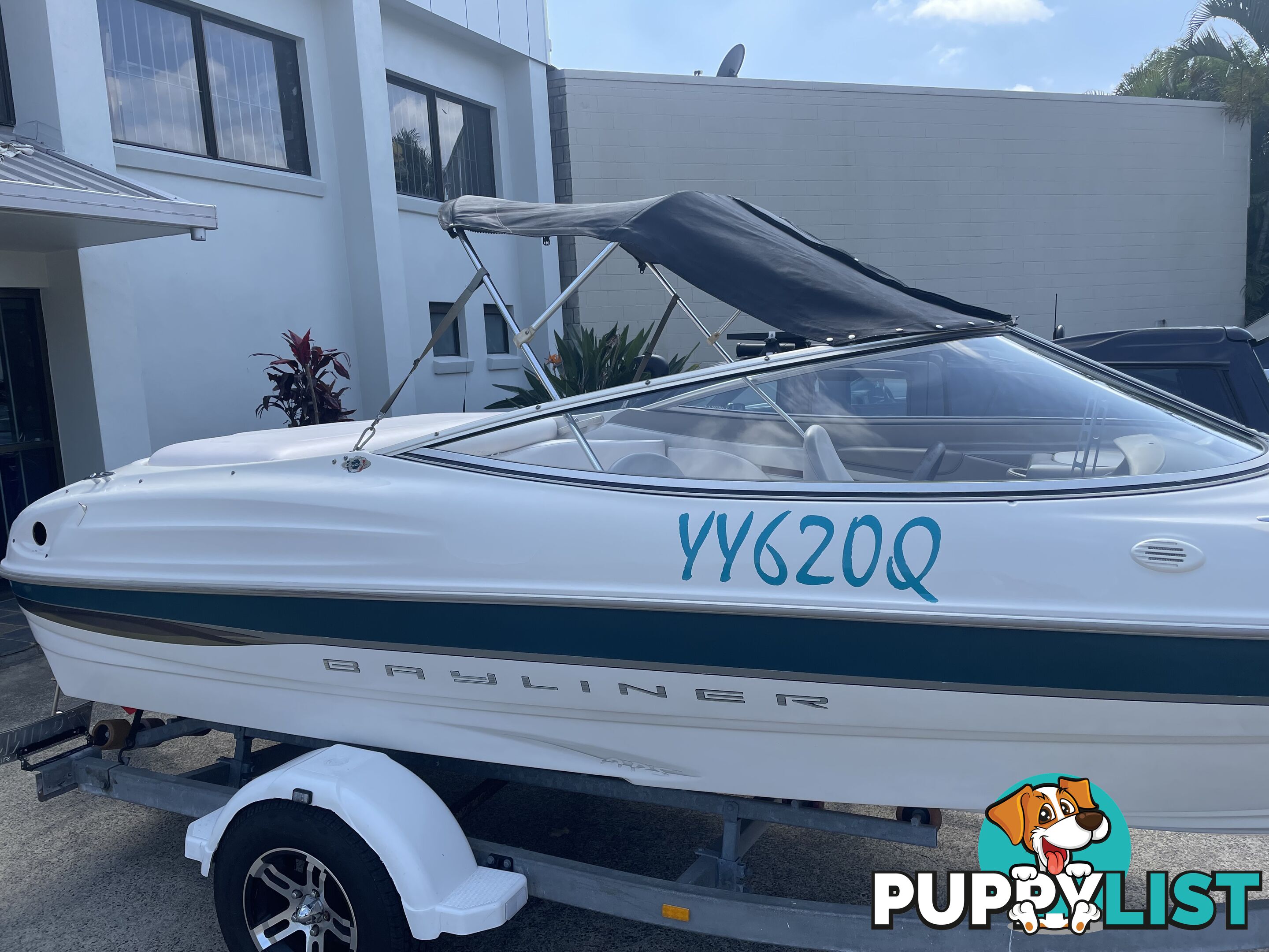 2000 Bayliner 1850 Capri