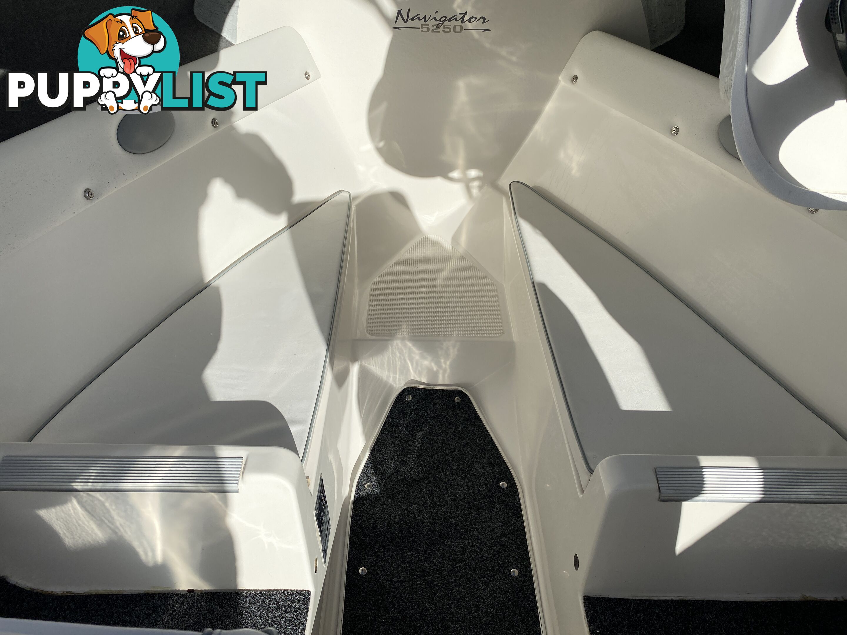 2016 Streaker Navigator 5250 powered by a 100hp Yamaha four stroke
