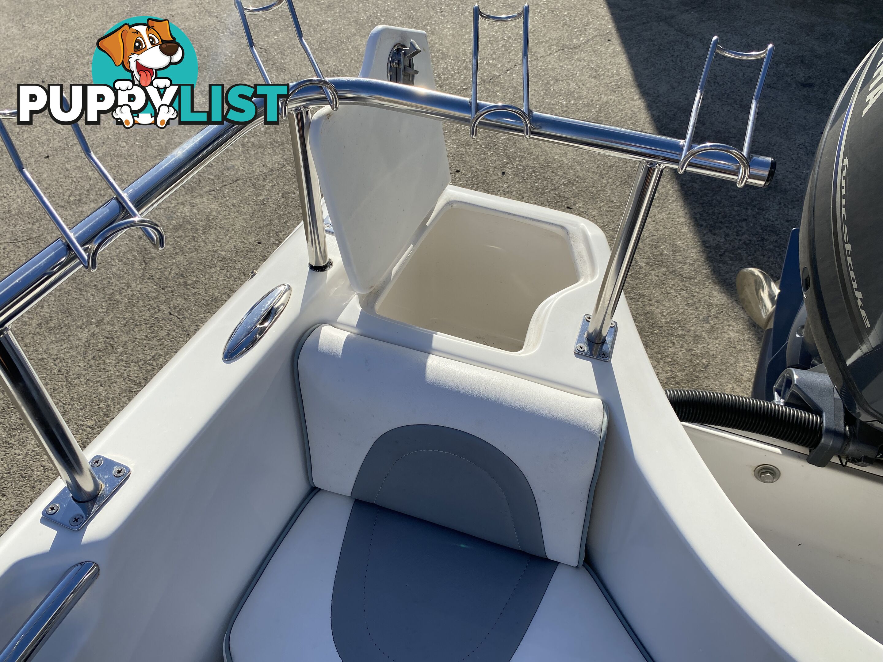 2016 Streaker Navigator 5250 powered by a 100hp Yamaha four stroke