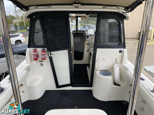 2005 Trophy 2358WA Full Cabin