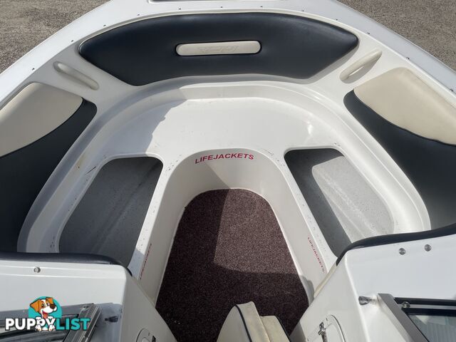 2004 Cruisecraft Resort 6 Bowrider