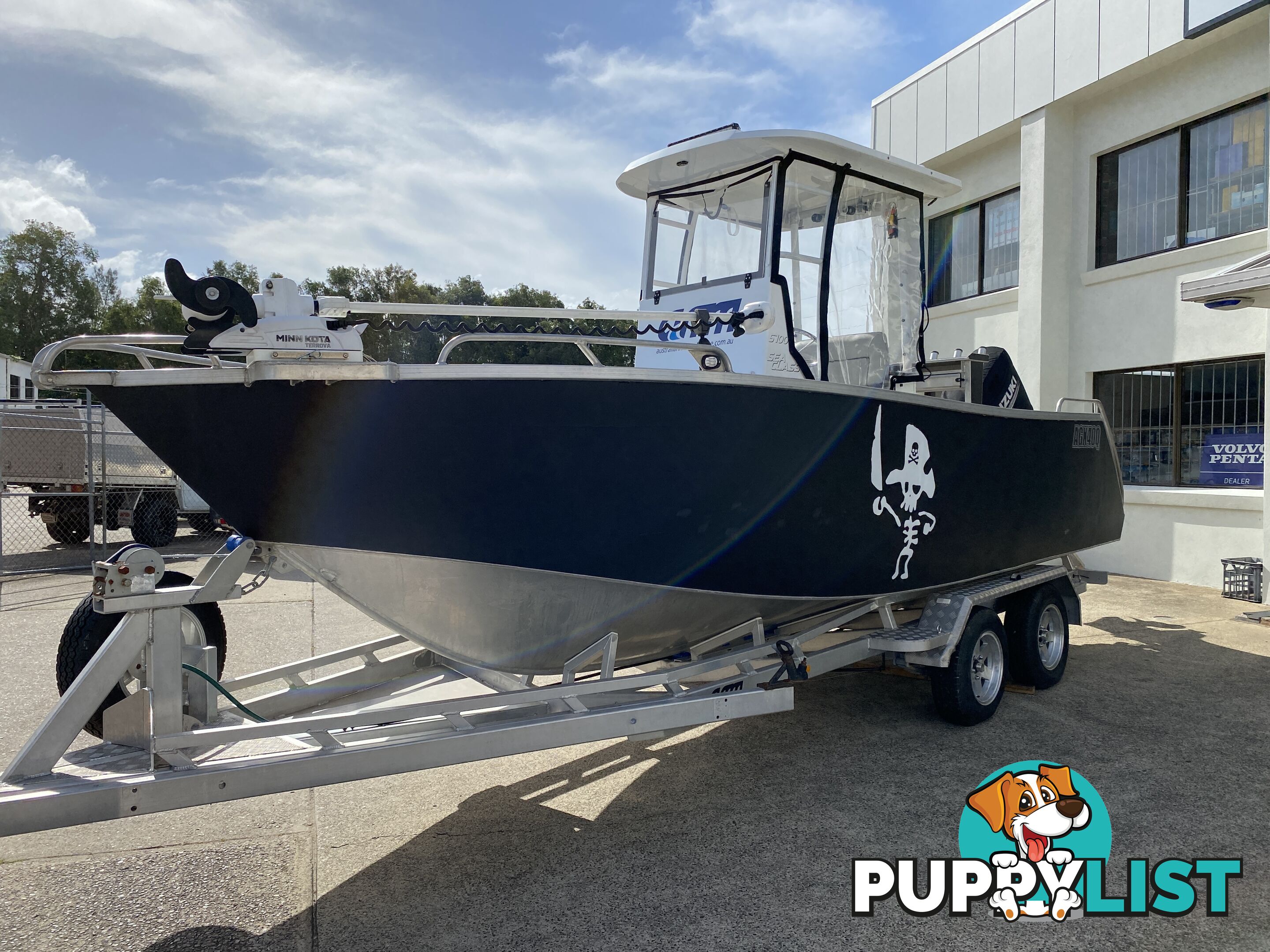 2018 Australian Masters Marine 5700 Seaclass Centre console. Powered by a 200hp fuel injected four s