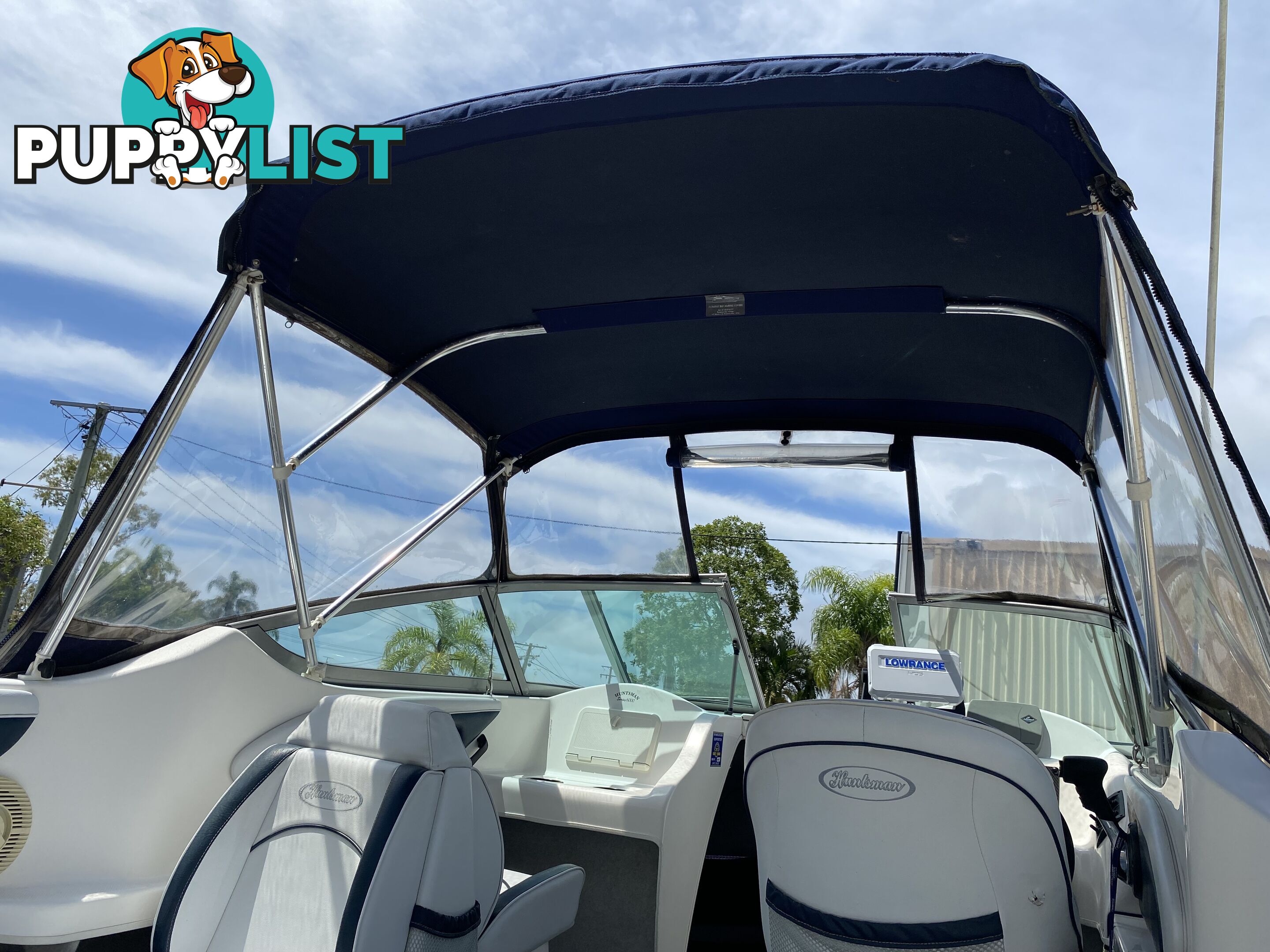 2004 Huntsman 6000 Series Half Cabin