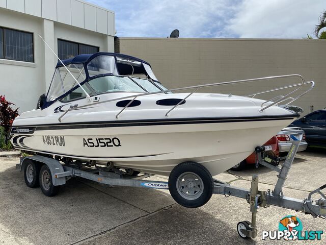 2004 Huntsman 6000 Series Half Cabin