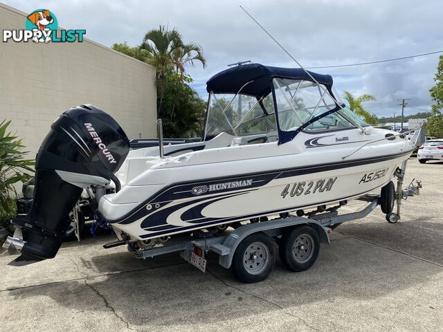 2004 Huntsman 6000 Series Half Cabin