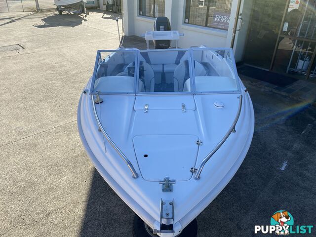 2005 Freedom 4.94 Getaway powered by 70hp Suzuki 