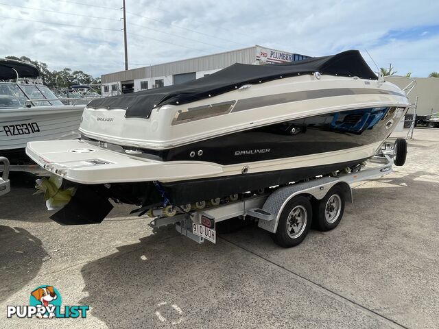 2018 Bayliner 742 - Mercruiser 6.2L V8