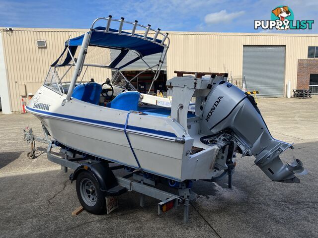 5m Seafarer cuddy cabin powered by 60hp Honda fuel injected four stroke  