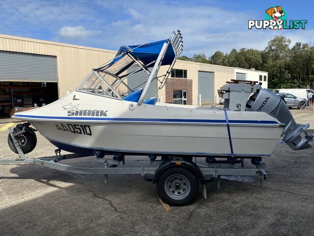 5m Seafarer cuddy cabin powered by 60hp Honda fuel injected four stroke  