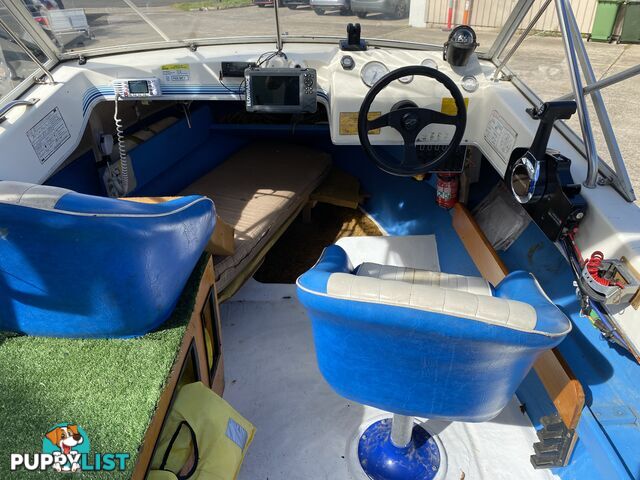 5m Seafarer cuddy cabin powered by 60hp Honda fuel injected four stroke  