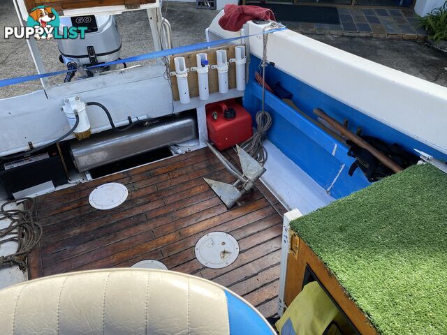 5m Seafarer cuddy cabin powered by 60hp Honda fuel injected four stroke  