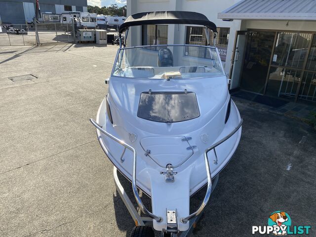 2007 Haines Signature 493f powered by a 70hp Suzuki on Trailer 