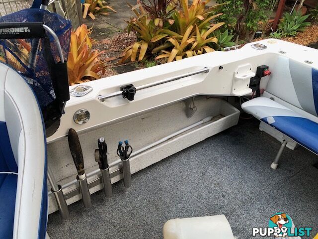 1996 Seafearer powered by Evinrude on trailer 