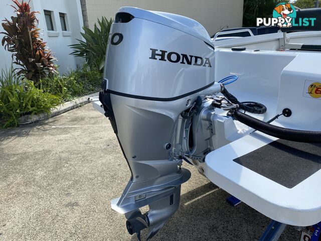 2015 Morningstar Bayfisher 498 with 60hp Honda on Galvanized Dunbier trailer