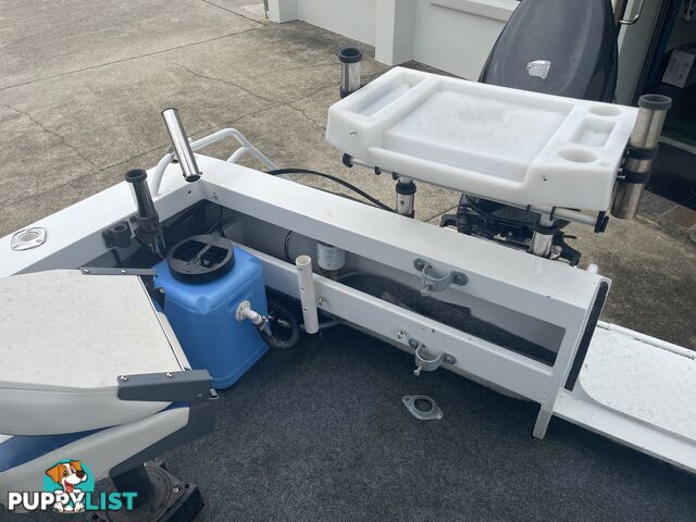 2001 Trailcraft 5.3m Centre Console