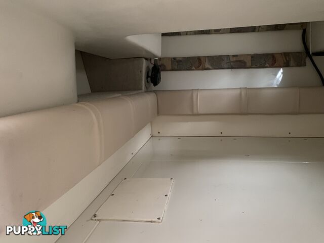 2008 Stingray 240cs Cuddy Cabin 
