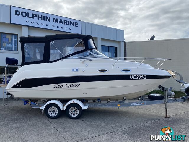 2008 Stingray 240cs Cuddy Cabin 