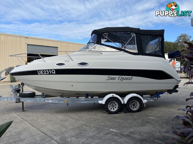 2008 Stingray 240cs Cuddy Cabin 