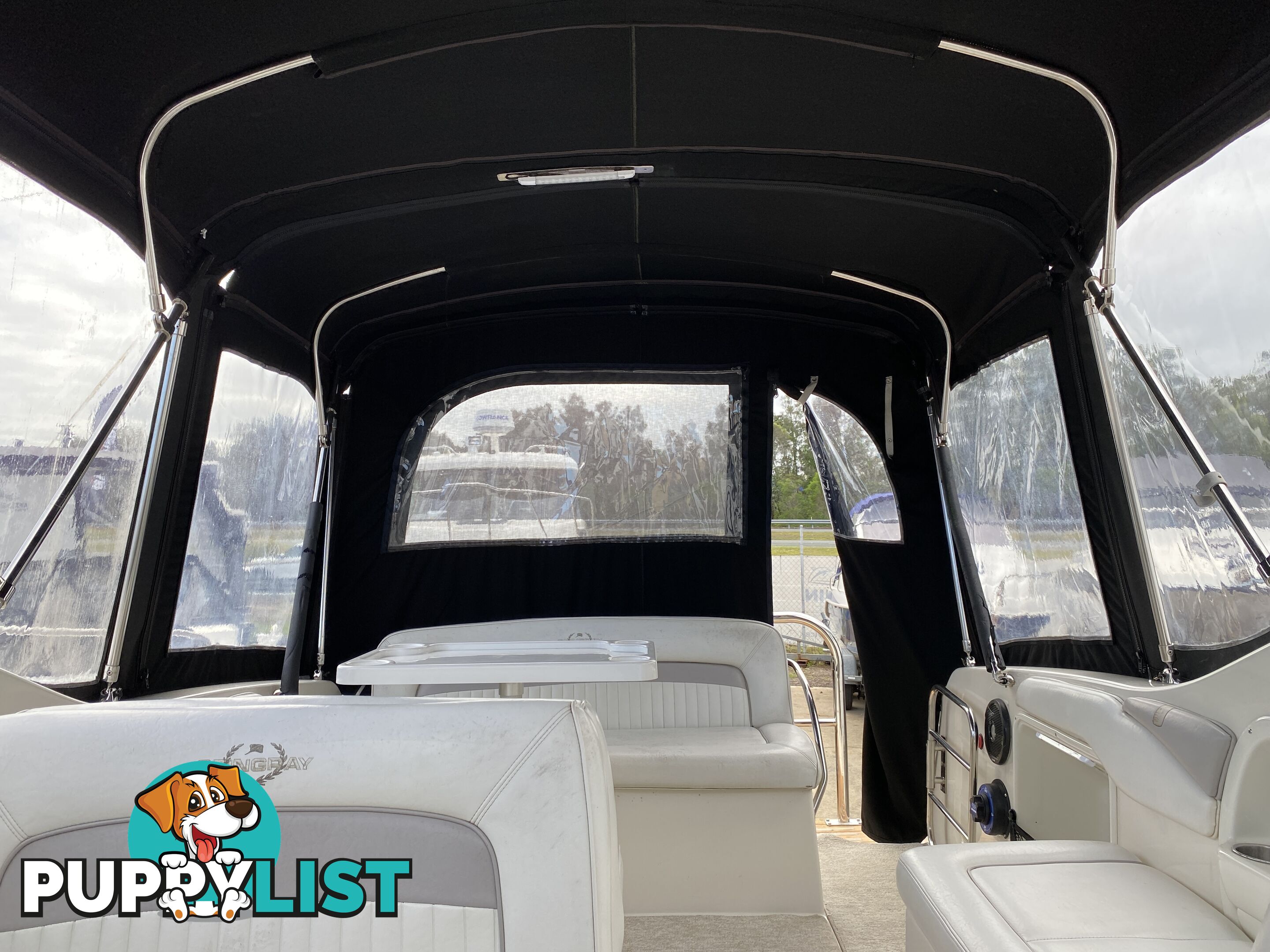 2008 Stingray 240cs Cuddy Cabin 