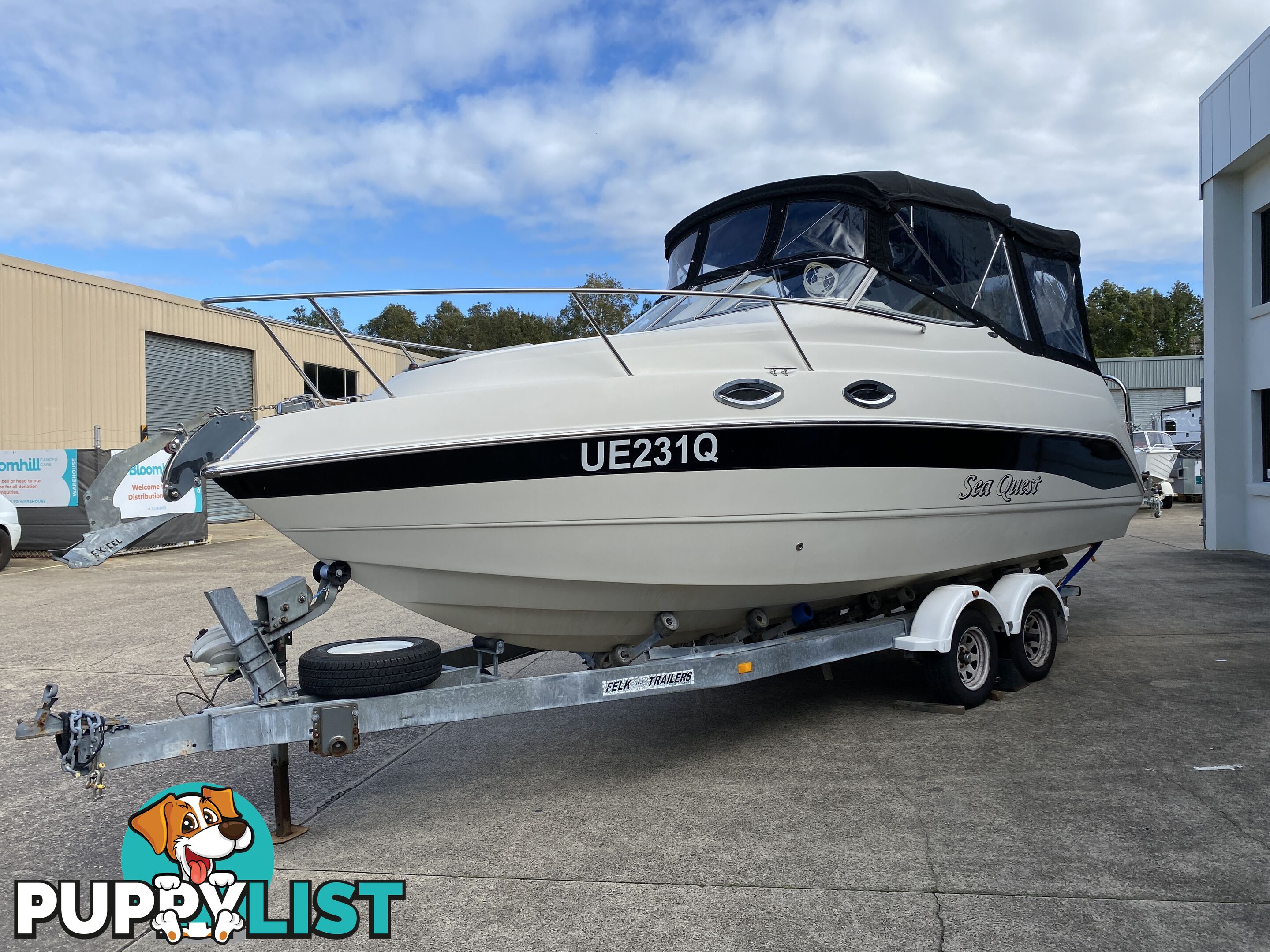 2008 Stingray 240cs Cuddy Cabin 