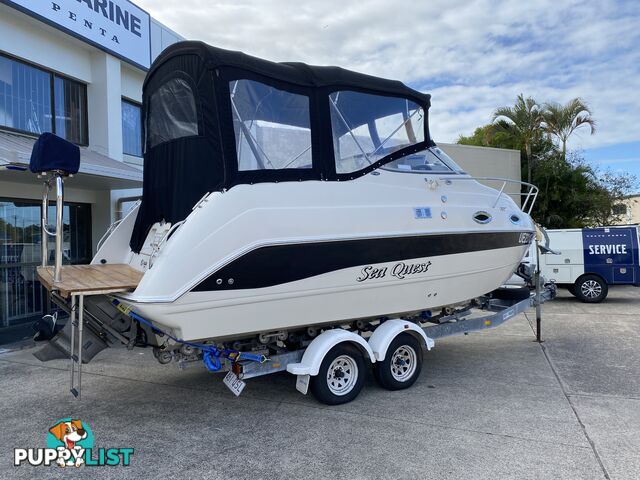 2008 Stingray 240cs Cuddy Cabin 