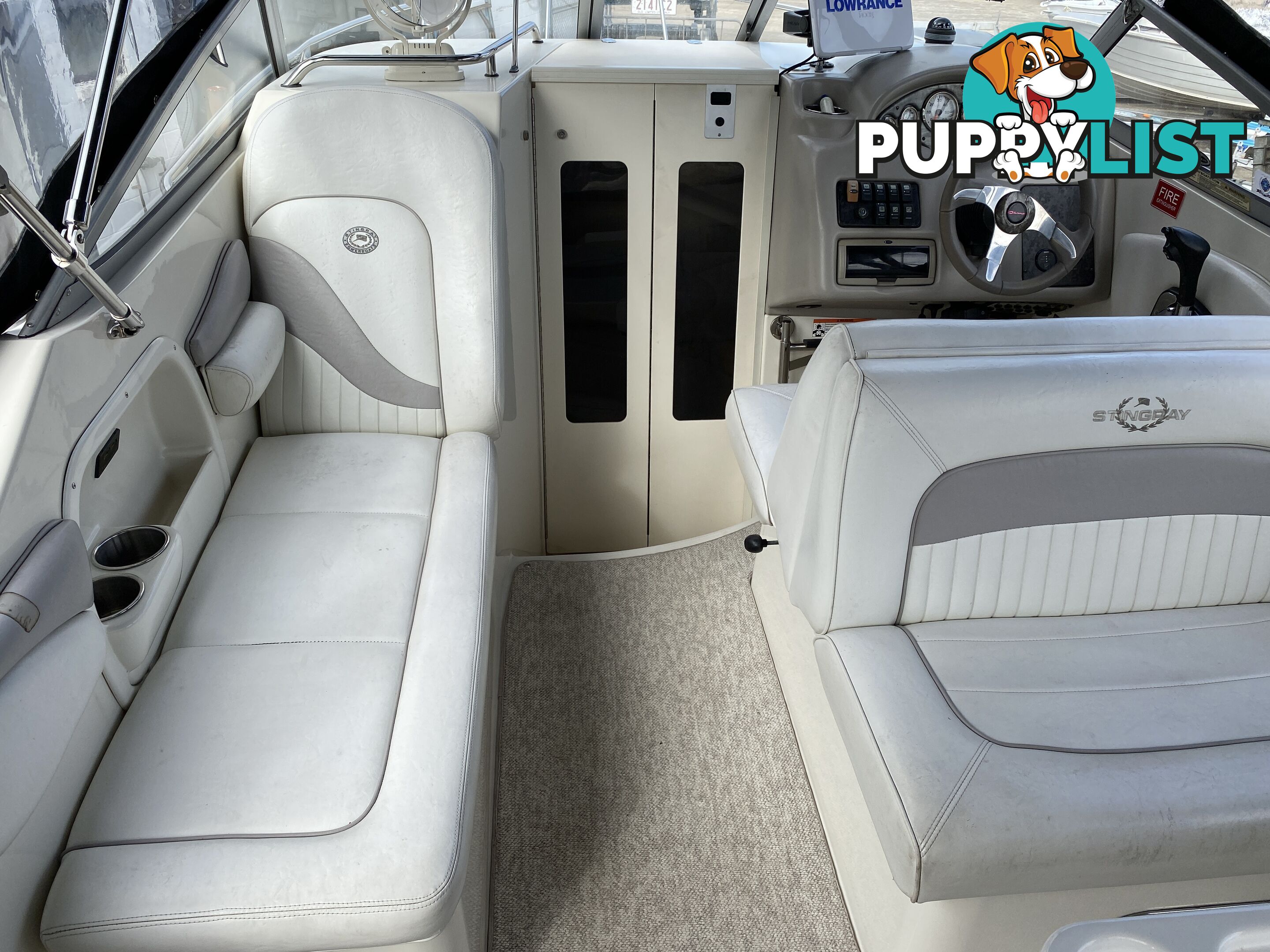 2008 Stingray 240cs Cuddy Cabin 