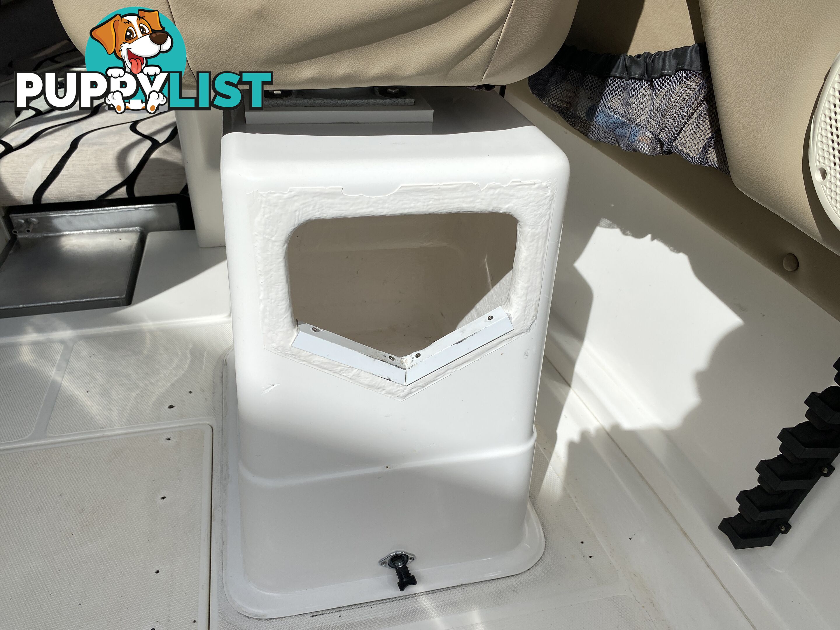 2012 Stejcraft 640c Half Cabin