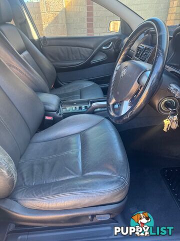 2003 Holden Statesman WK V8 Sedan Automatic
