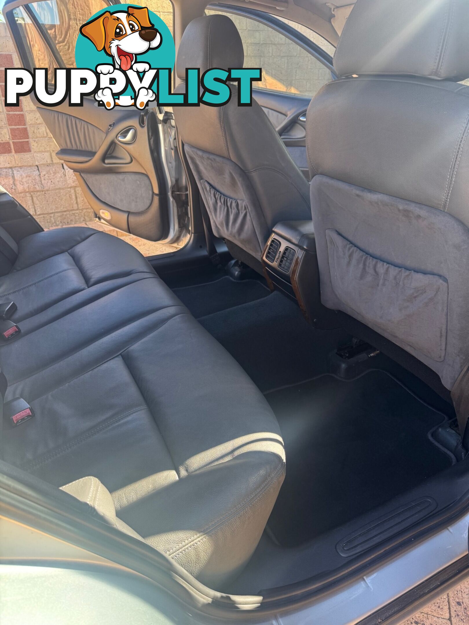 2003 Holden Statesman WK V8 Sedan Automatic