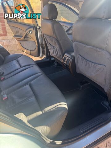2003 Holden Statesman WK V8 Sedan Automatic