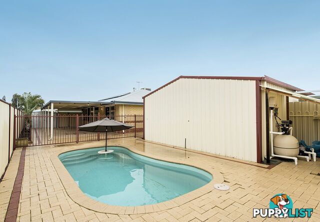 15 Autumn Crescent THORNLIE WA 6108