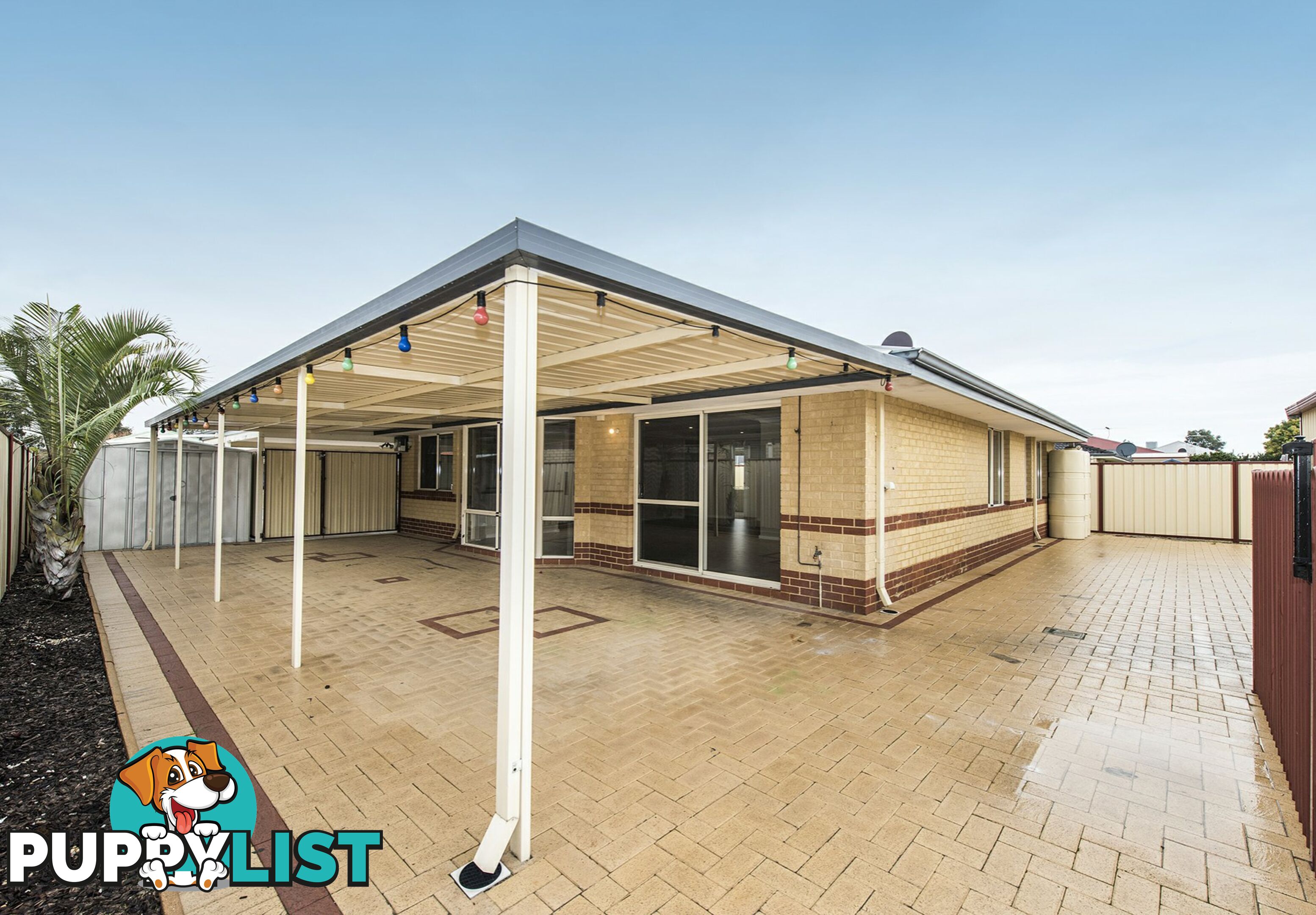 15 Autumn Crescent THORNLIE WA 6108