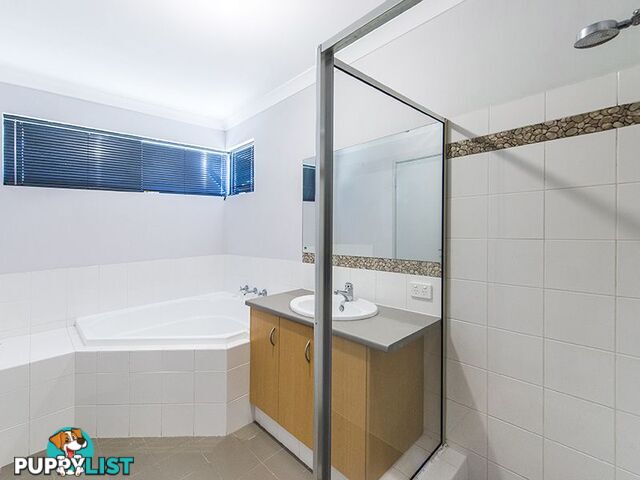 16 Thomson Way GOSNELLS WA 6110