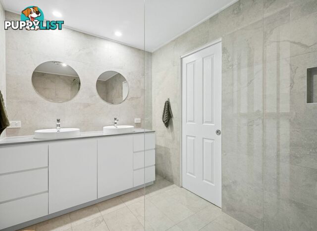 20 Sunview Drive TWIN WATERS QLD 4564