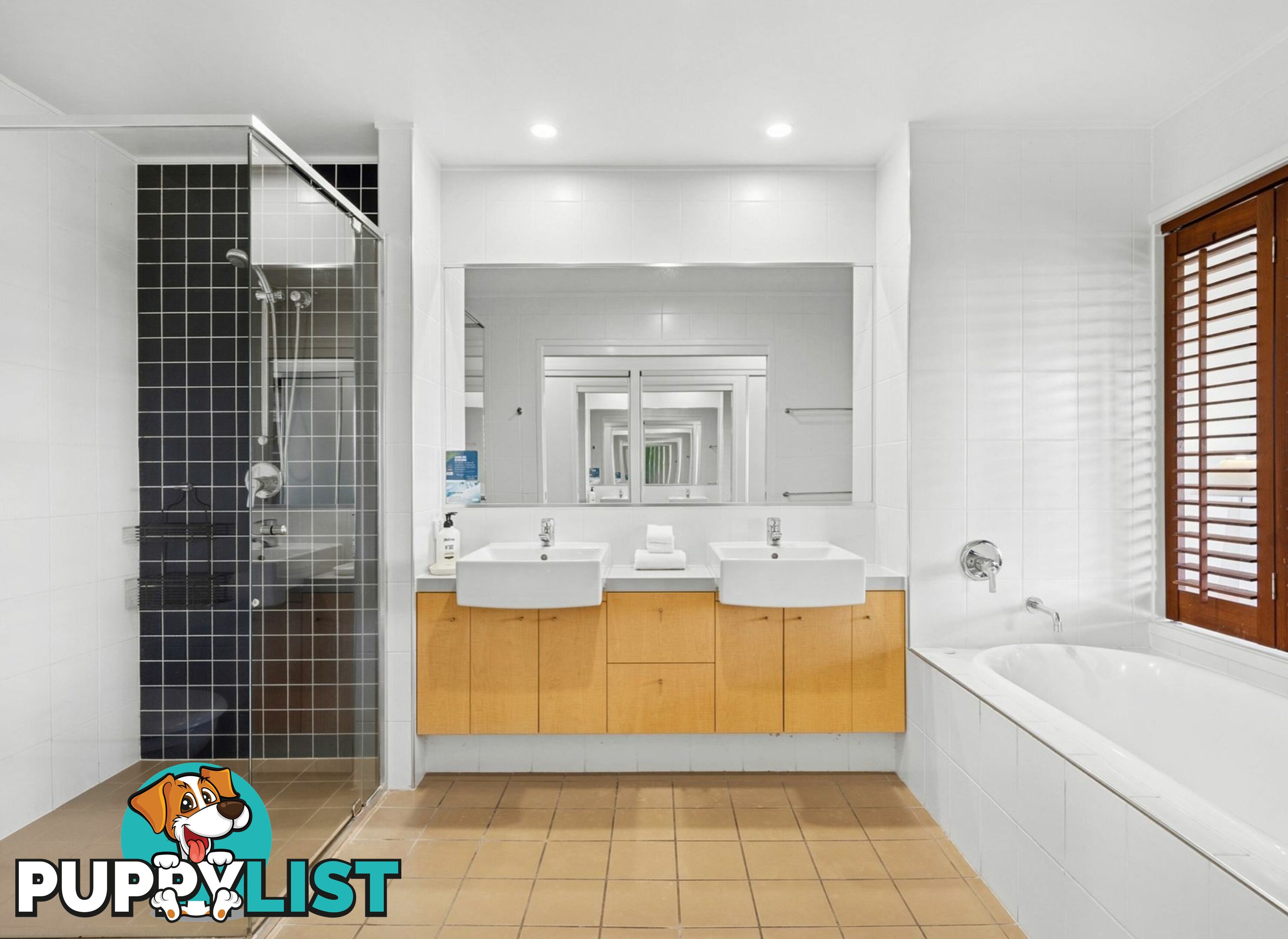 132/80 North Shore Road TWIN WATERS QLD 4564
