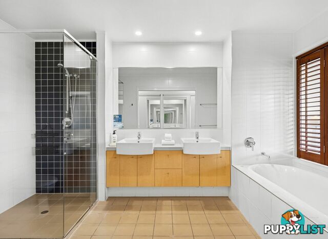 132/80 North Shore Road TWIN WATERS QLD 4564