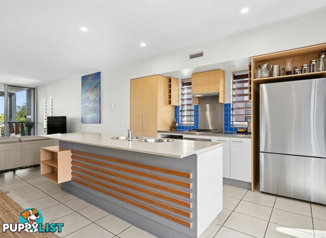 132/80 North Shore Road TWIN WATERS QLD 4564