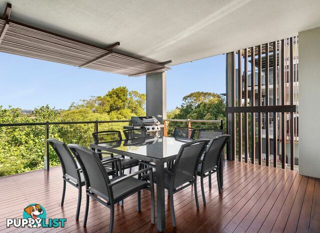 132/80 North Shore Road TWIN WATERS QLD 4564