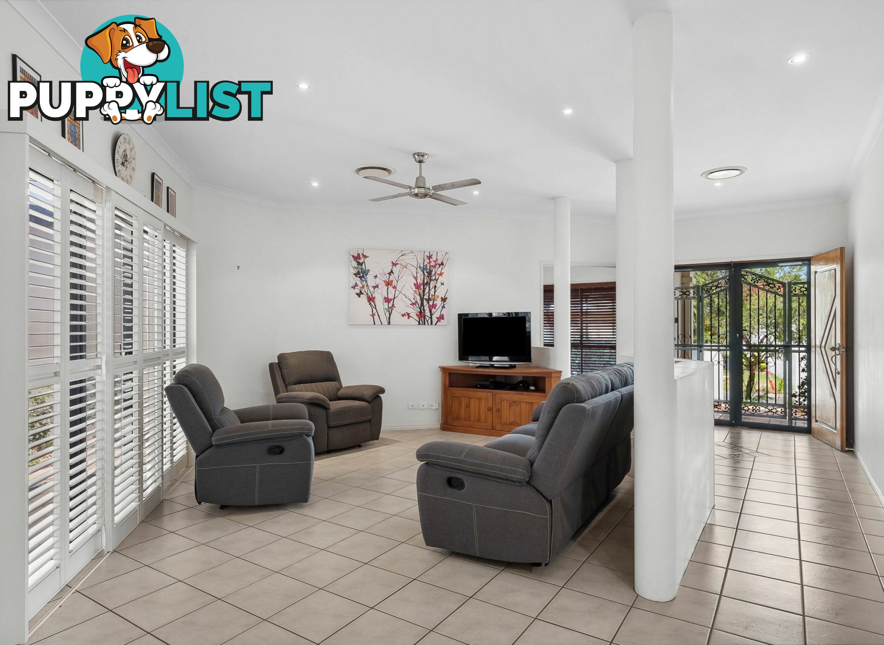 11 Cooloola Place TWIN WATERS QLD 4564