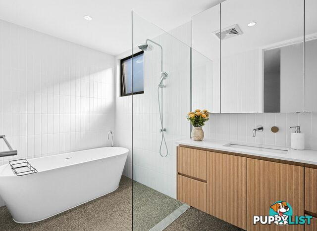 6/270 Ocean Drive TWIN WATERS QLD 4564