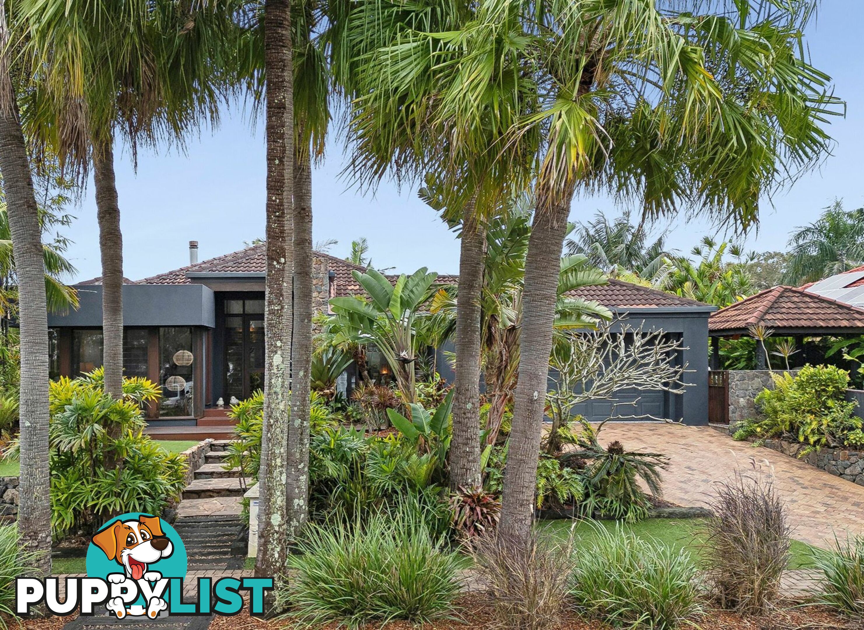 35 Lake View Drive TWIN WATERS QLD 4564