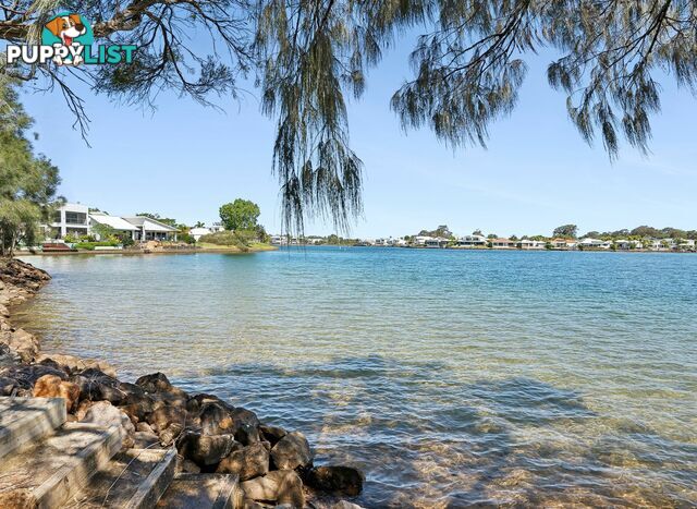 35 Lake View Drive TWIN WATERS QLD 4564