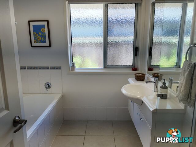 26 Karinya Place TWIN WATERS QLD 4564