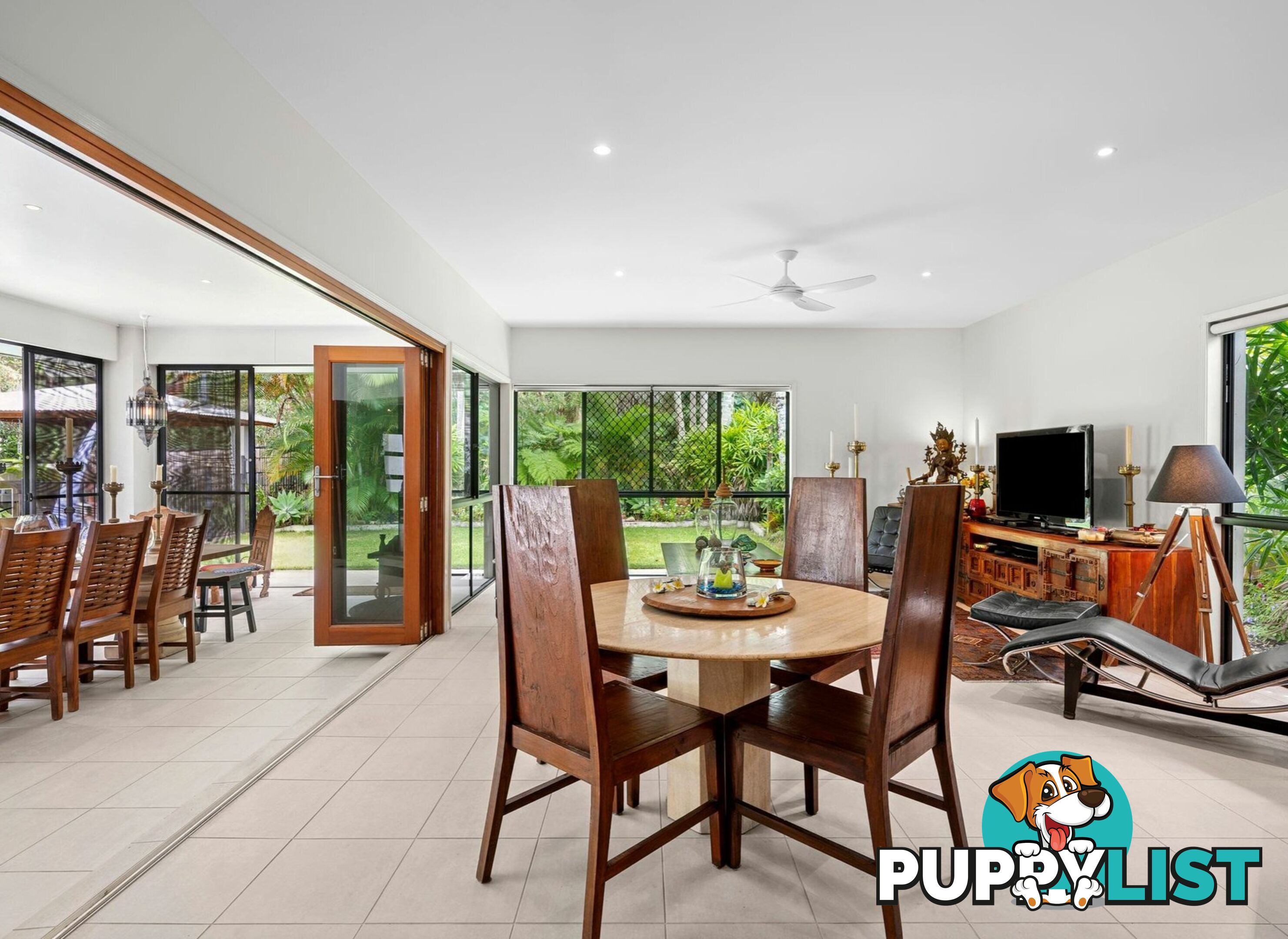 14 Peatling Lane TWIN WATERS QLD 4564