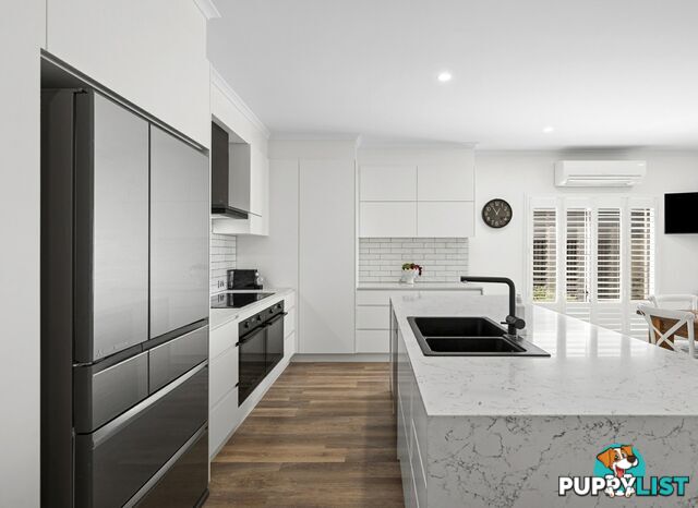 10 Estuary Court TWIN WATERS QLD 4564