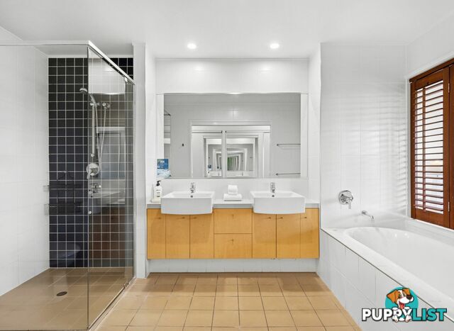 132/80 North Shore Road TWIN WATERS QLD 4564