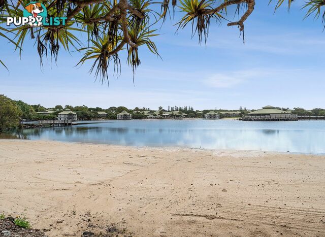 132/80 North Shore Road TWIN WATERS QLD 4564