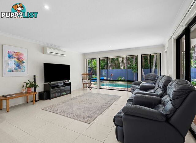 10 Veerings Crescent TWIN WATERS QLD 4564